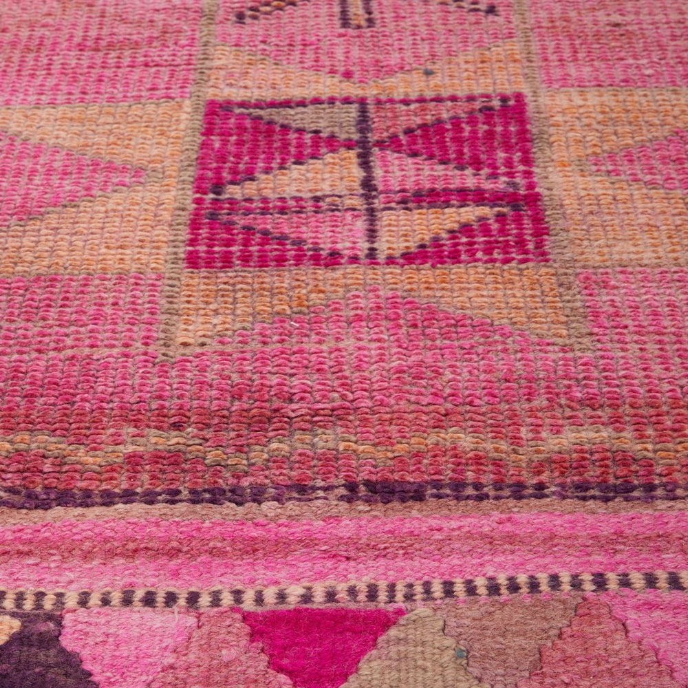 
                  
                    'Chelsea' Vintage Turkish Runner - 3'2'' x 10'10'' - Canary Lane
                  
                