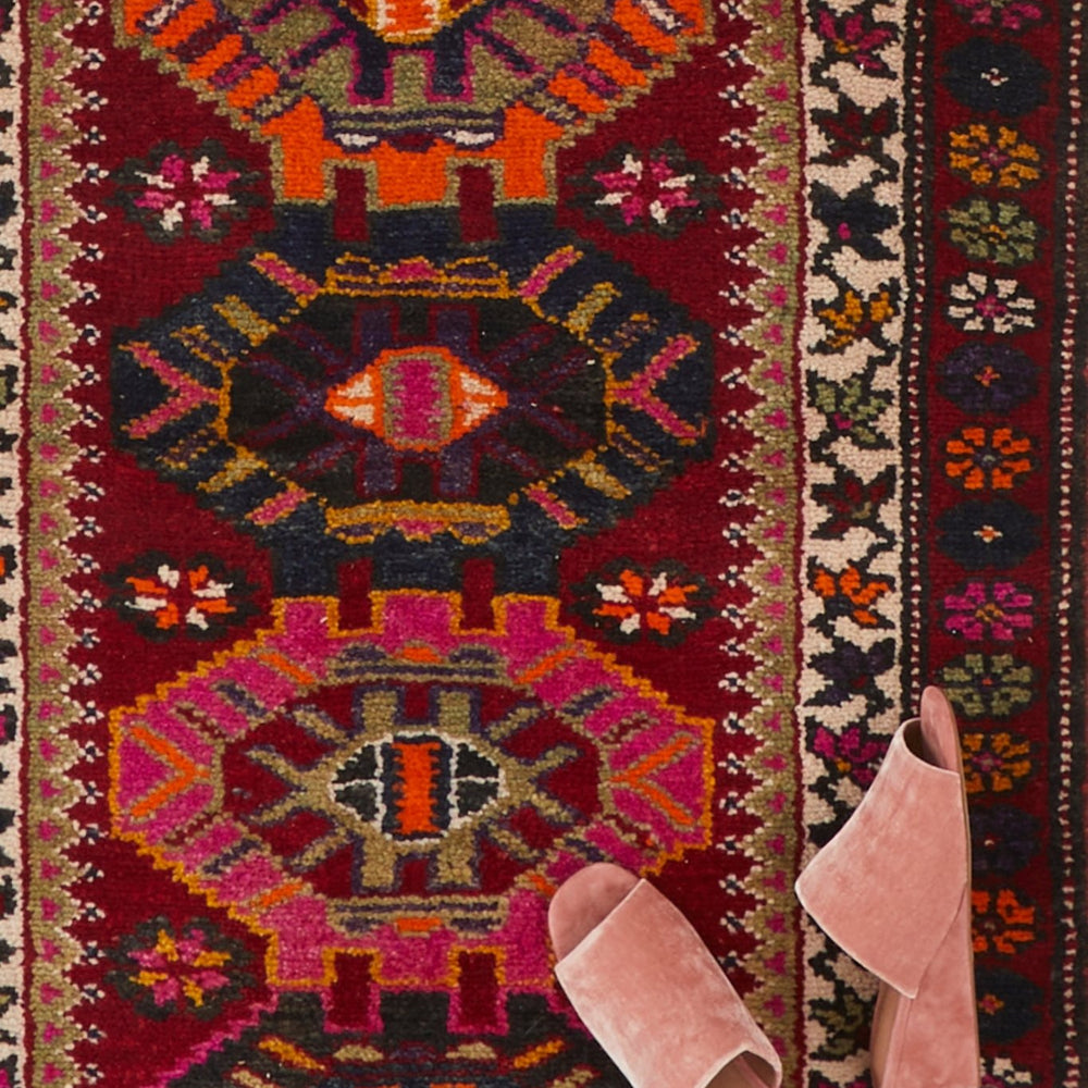 
                  
                    'Clementine' Vintage Turkish Runner - 2'11'' x 14'5'' - Canary Lane
                  
                