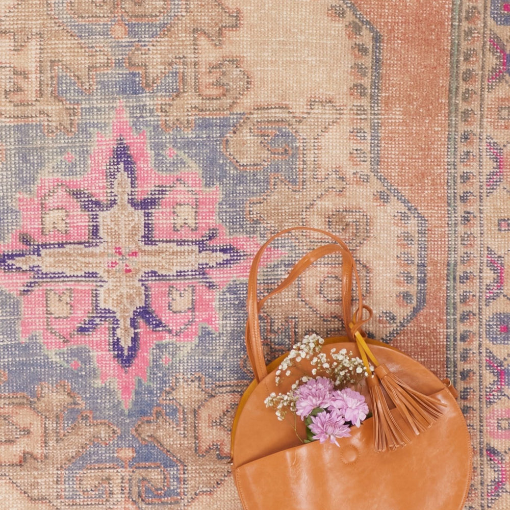 
                  
                    'Creed' Vintage Turkish Area Rug - 4'4'' x 7'6'' - Canary Lane
                  
                