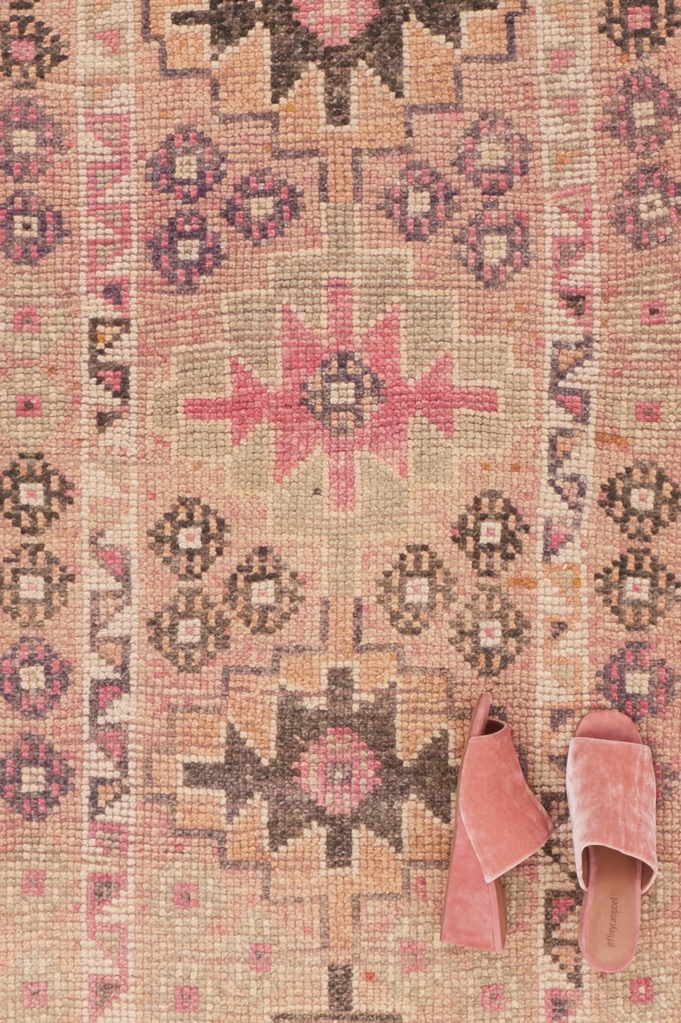 'Demi' Vintage Turkish Runner - 2'7'' x 10'1'' - Canary Lane