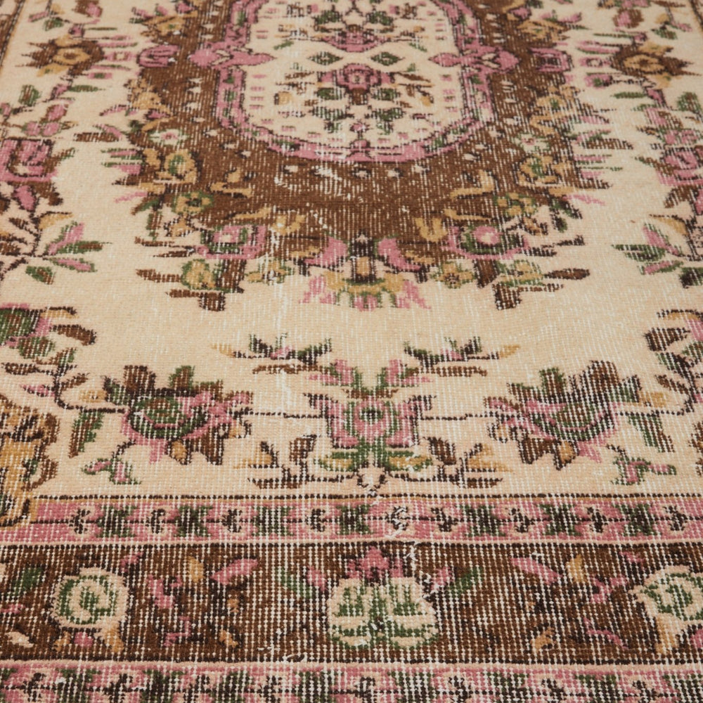 
                      
                        'Ella' Vintage Turkish Rug - 3'10.5'' x 7'1'' - Canary Lane
                      
                    