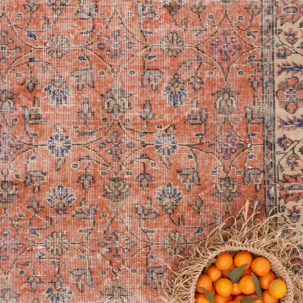 
                      
                        'Heather' Vintage Turkish Rug - 3'10.5'' x 7'3.5'' - Canary Lane
                      
                    