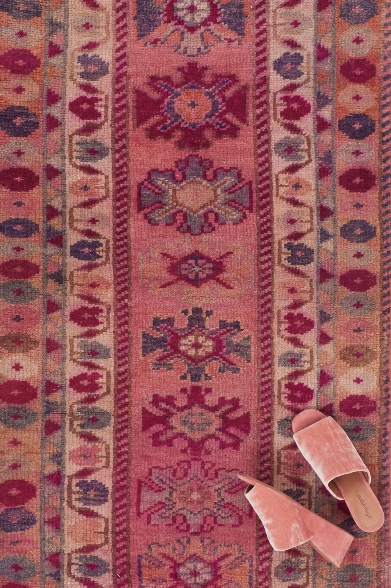 'Layla' Vintage Turkish Runner - 2'8.5'' x 10'7'' - Canary Lane