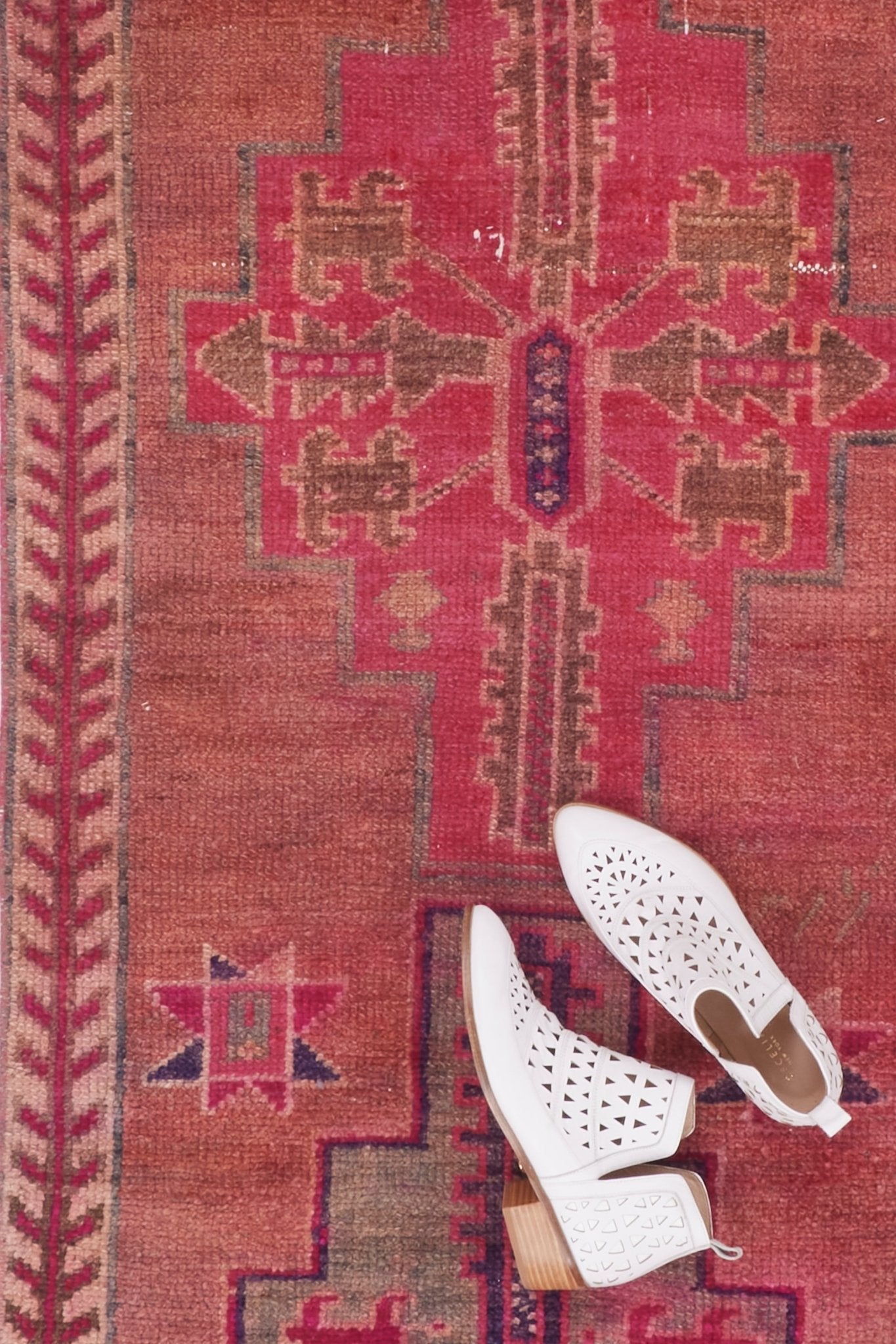 'Milan' Vintage Turkish Runner - 2'5'' x 12'2'' - Canary Lane