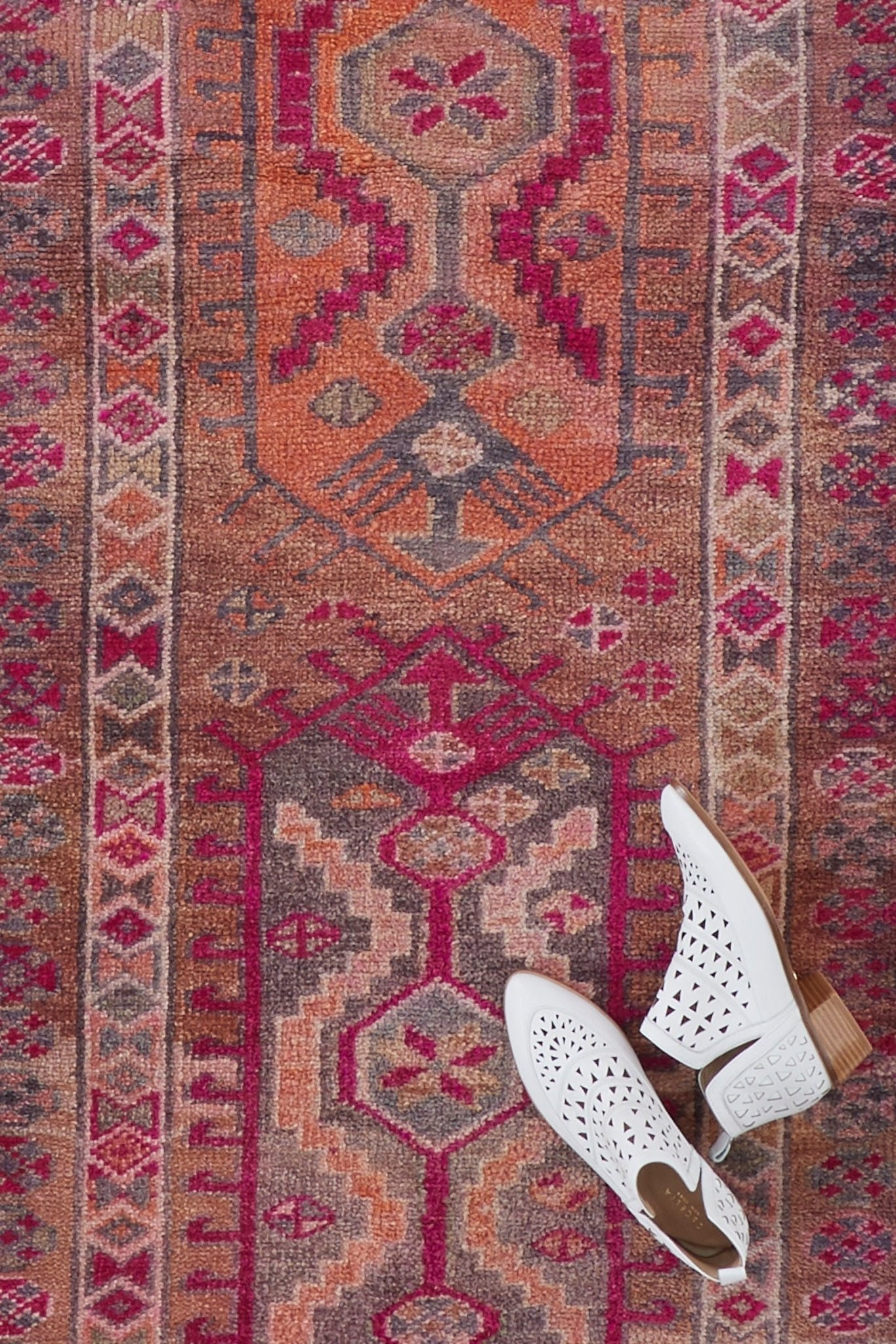 'Mimosa' Vintage Turkish Ombré Runner - 2'8" x 14'8" - Canary Lane