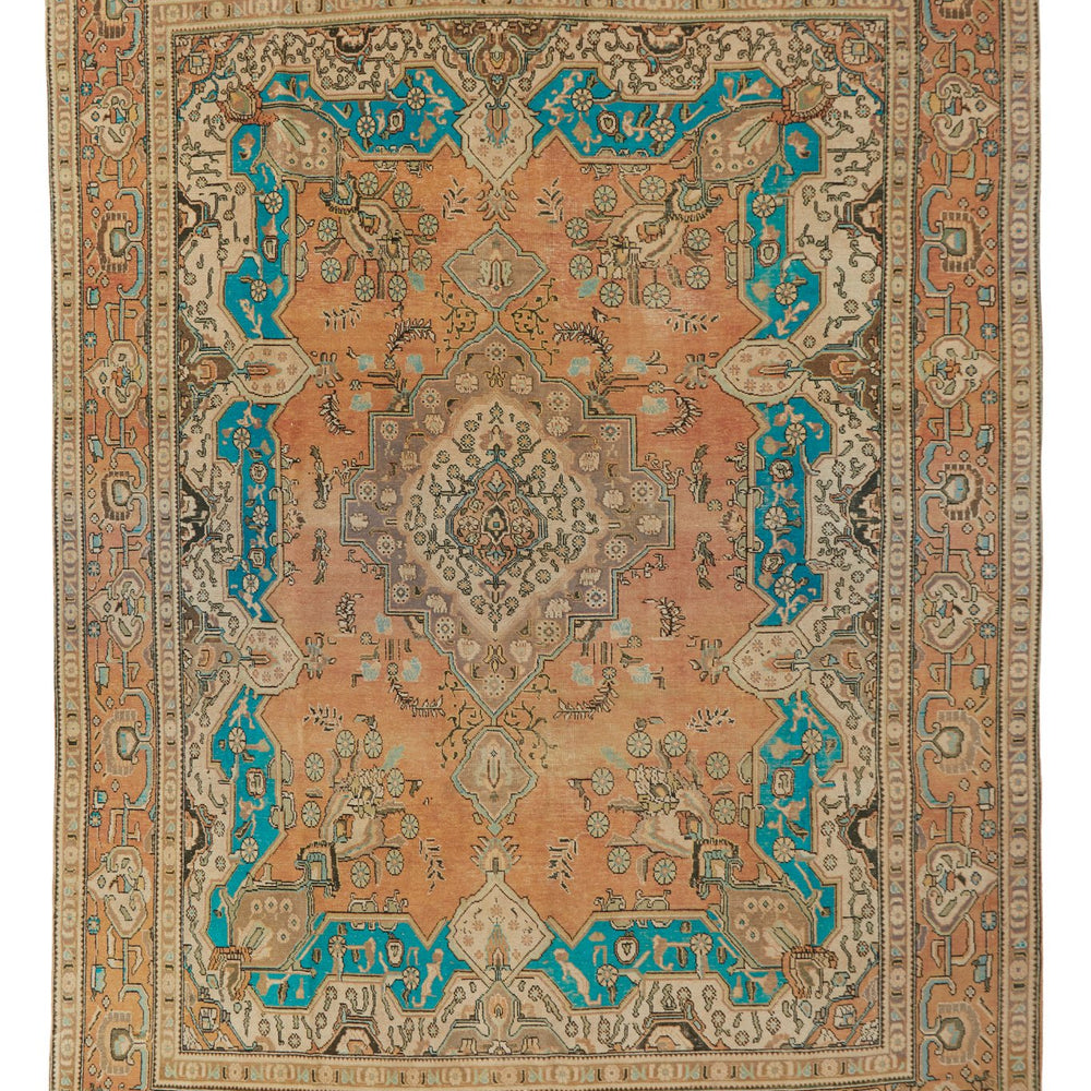 
                      
                        'Nettle' Distressed Vintage Turkish Area Rug - 9'4" x 12'11" - Canary Lane
                      
                    