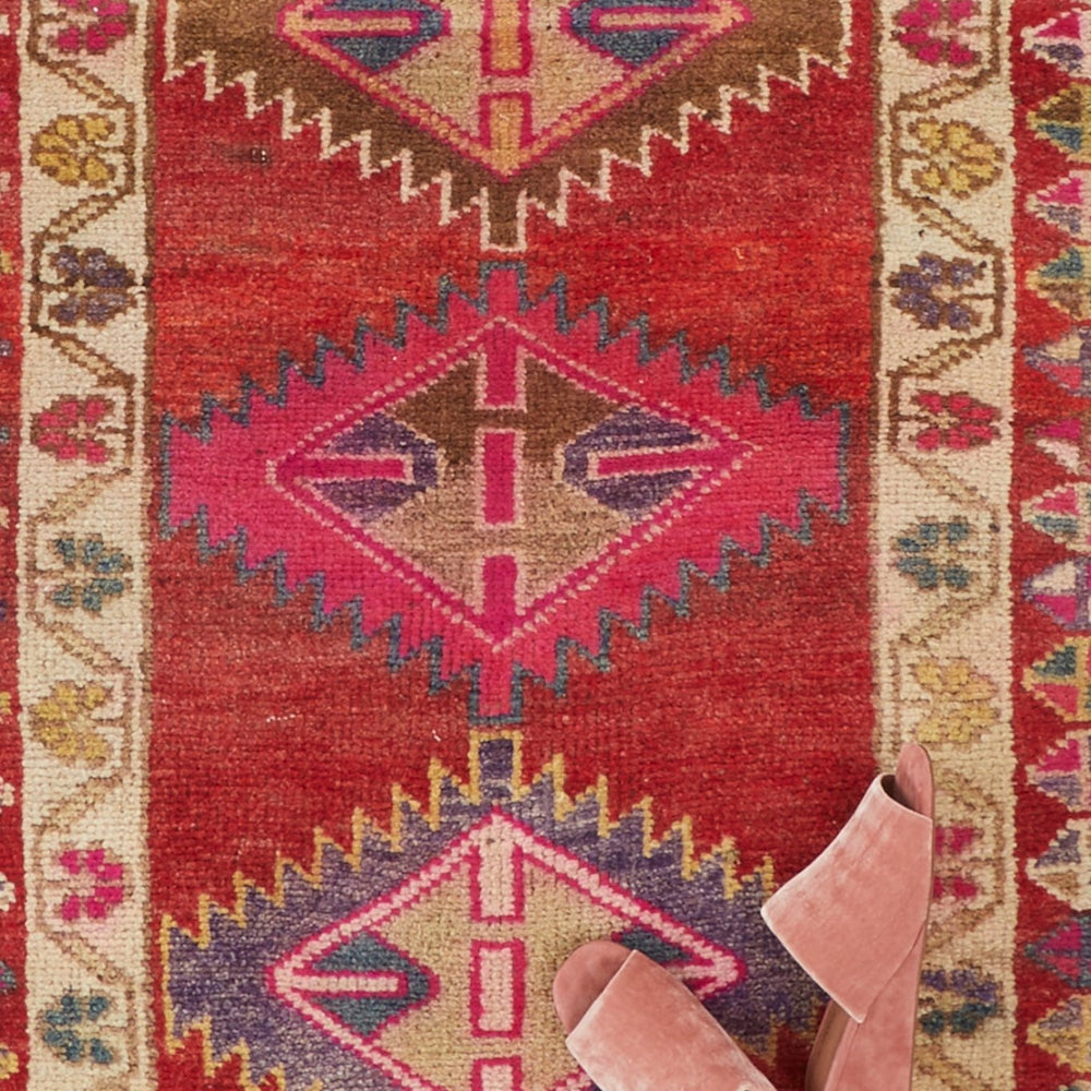 
                  
                    No. 1223 Vintage Heirloom Turkish Runner - 2'9'' x 12'10.5'' - Canary Lane
                  
                