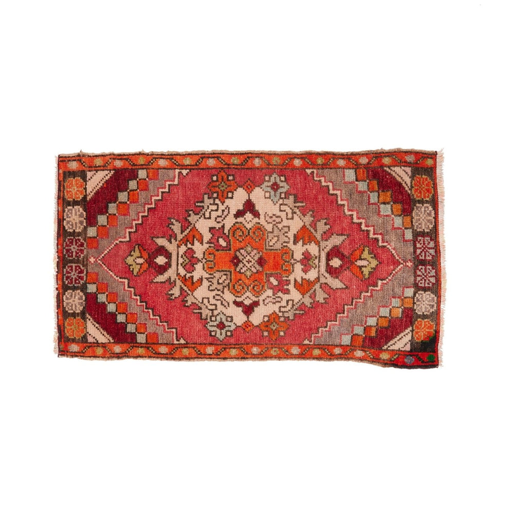 No. 1526 Mini Turkish Vintage Rug - 1'9.5" x 3'2.5" - Canary Lane