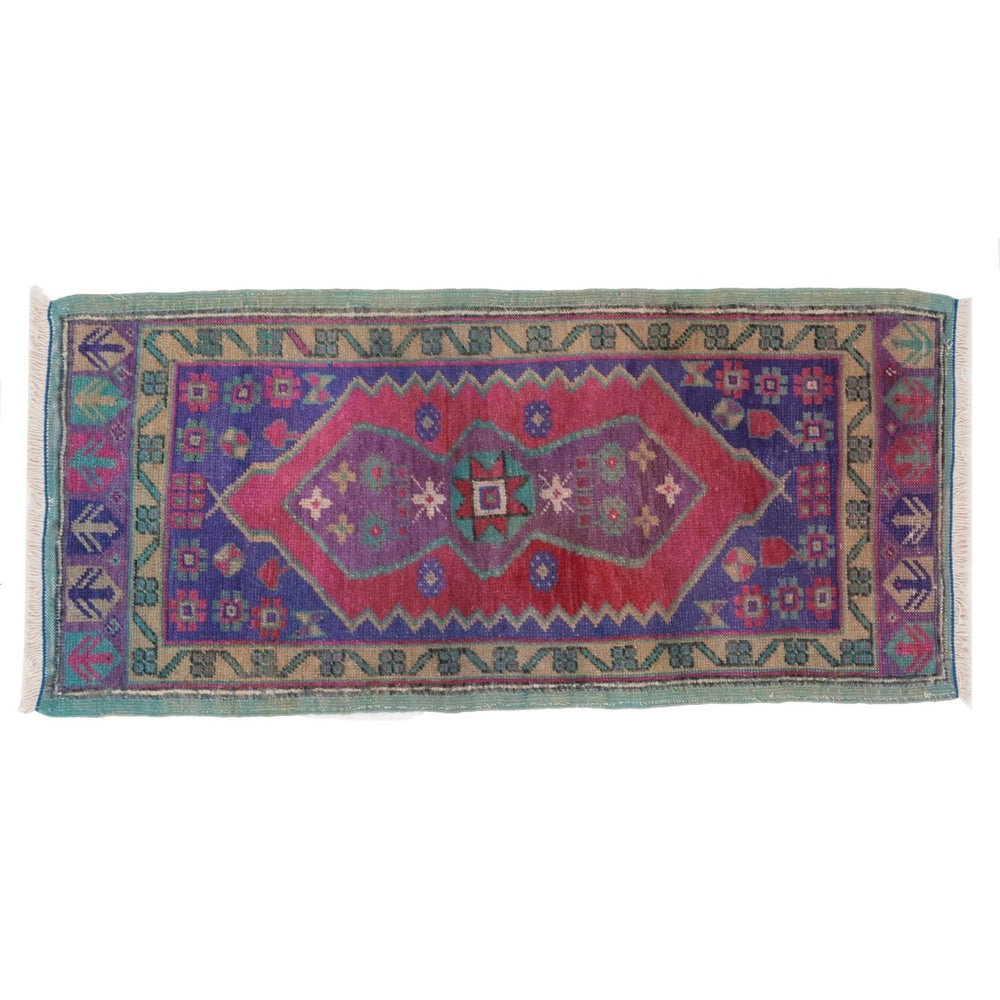 No. 1537 Mini Rug - 1'7.5'' x 3'7.5'' - Canary Lane