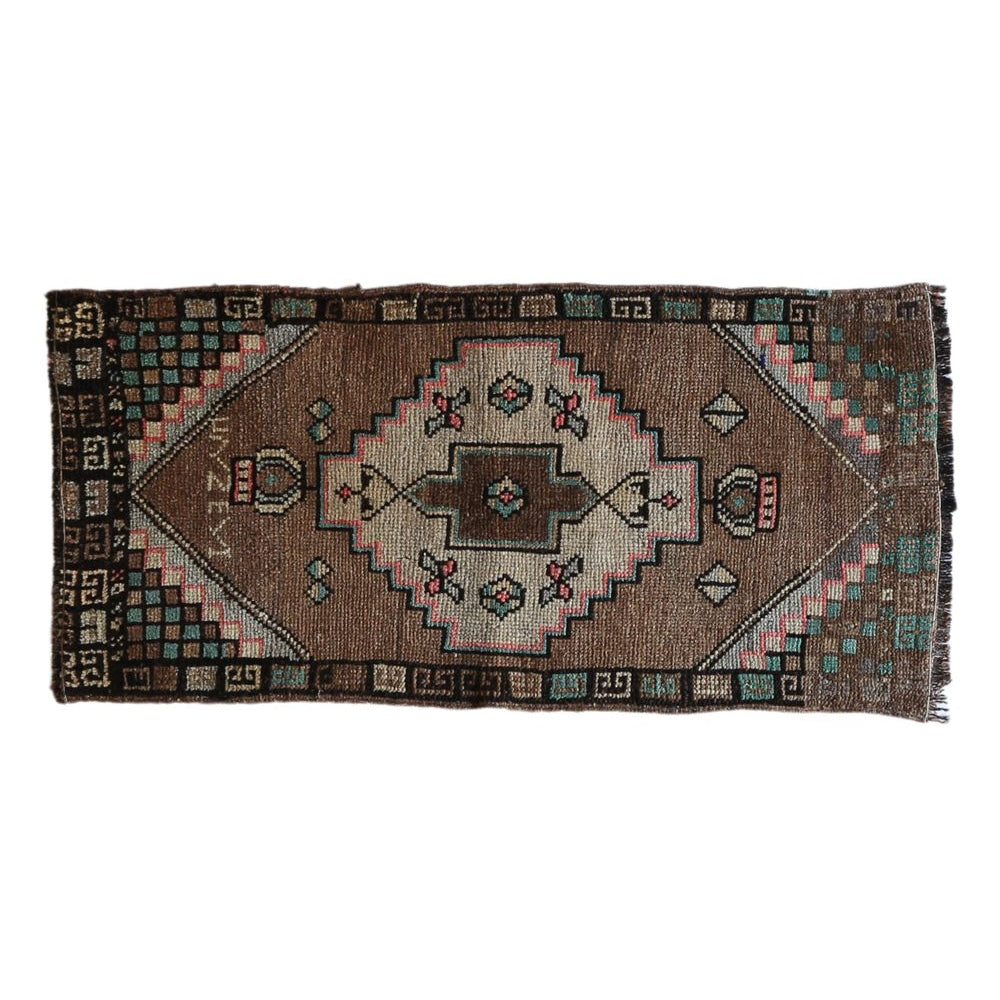 No. 1605 Mini Turkish Vintage Rug - 1'6.5" x 3'3.5" - Canary Lane