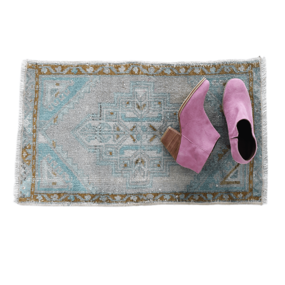 No. 1659 Mini Turkish Vintage Rug - 1'5" x 2'5" - Canary Lane