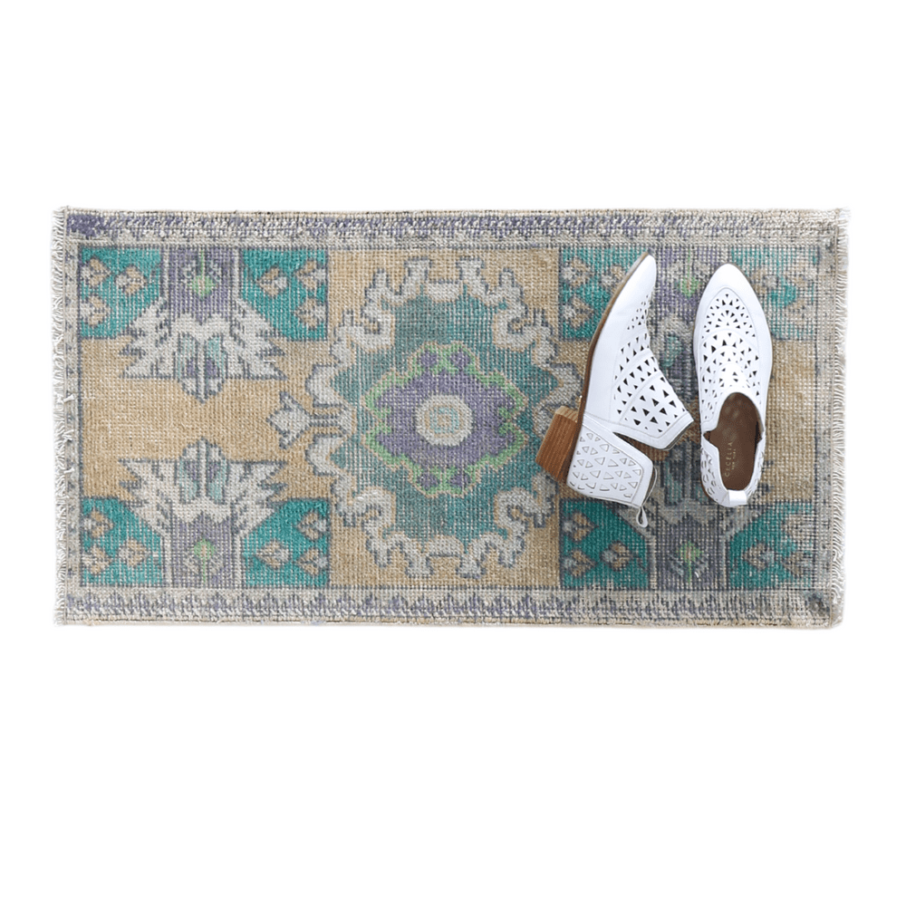 No. 1708 Mini Turkish Vintage Rug - 1'7" x 2'11.5" - Canary Lane