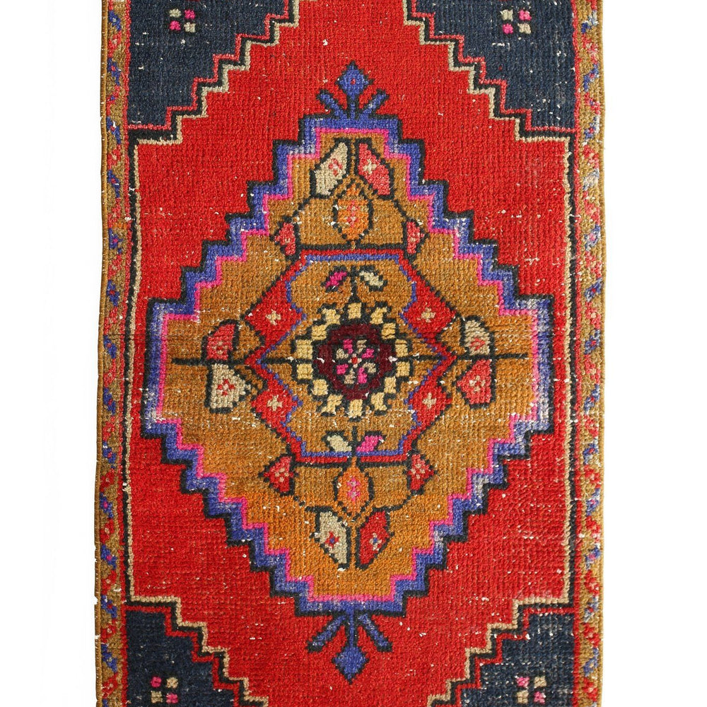 No. 365 Petite Rug - Canary Lane