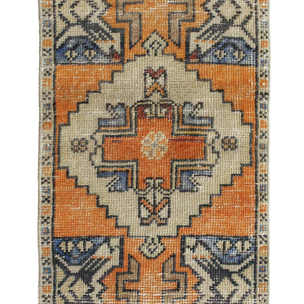 No. 377 Petite Rug - Canary Lane