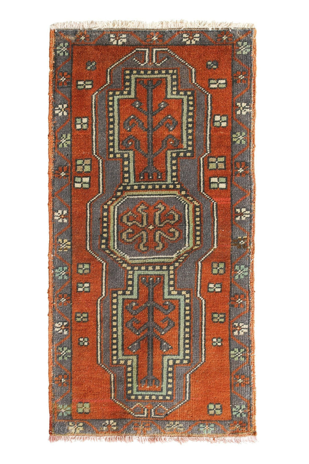 No. 382 Petite Vintage Rug - 1'7