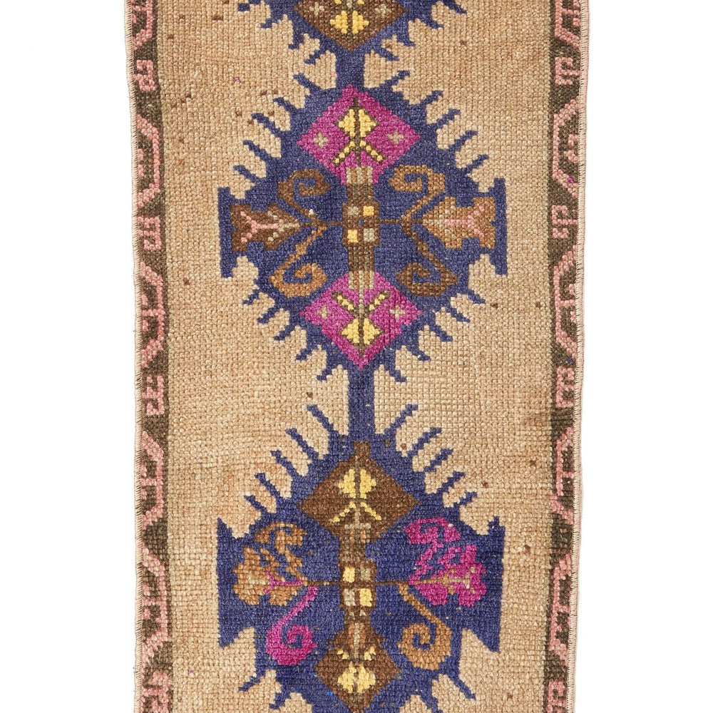 No. 408 Mini Rug - 1'3.5'' x 2'9'' - Canary Lane