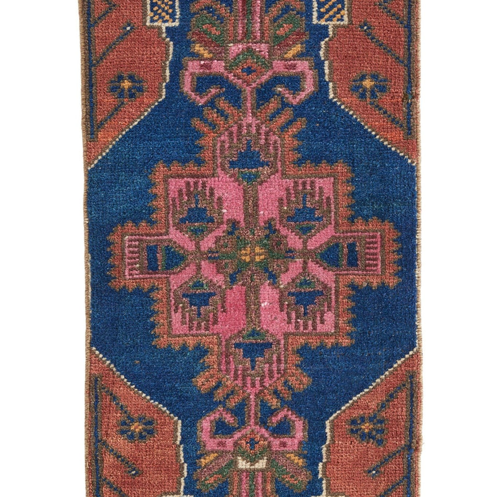 No. 418 Petite Vintage Rug - 1'4.5'' x 2'7.5'' - Canary Lane