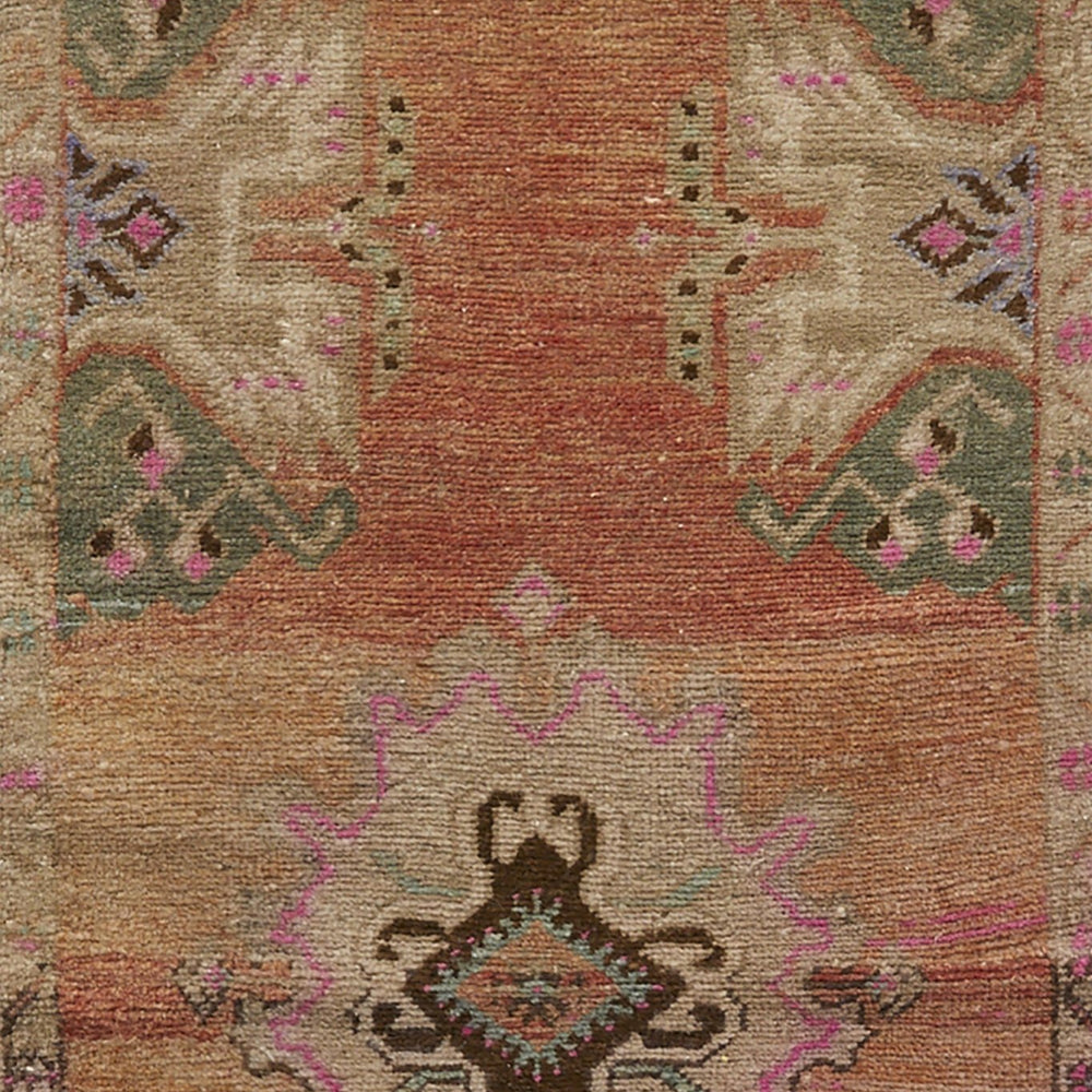 
                      
                        No. 655 Mini Rug - 1'7.5'' x 3'11'' - Canary Lane
                      
                    