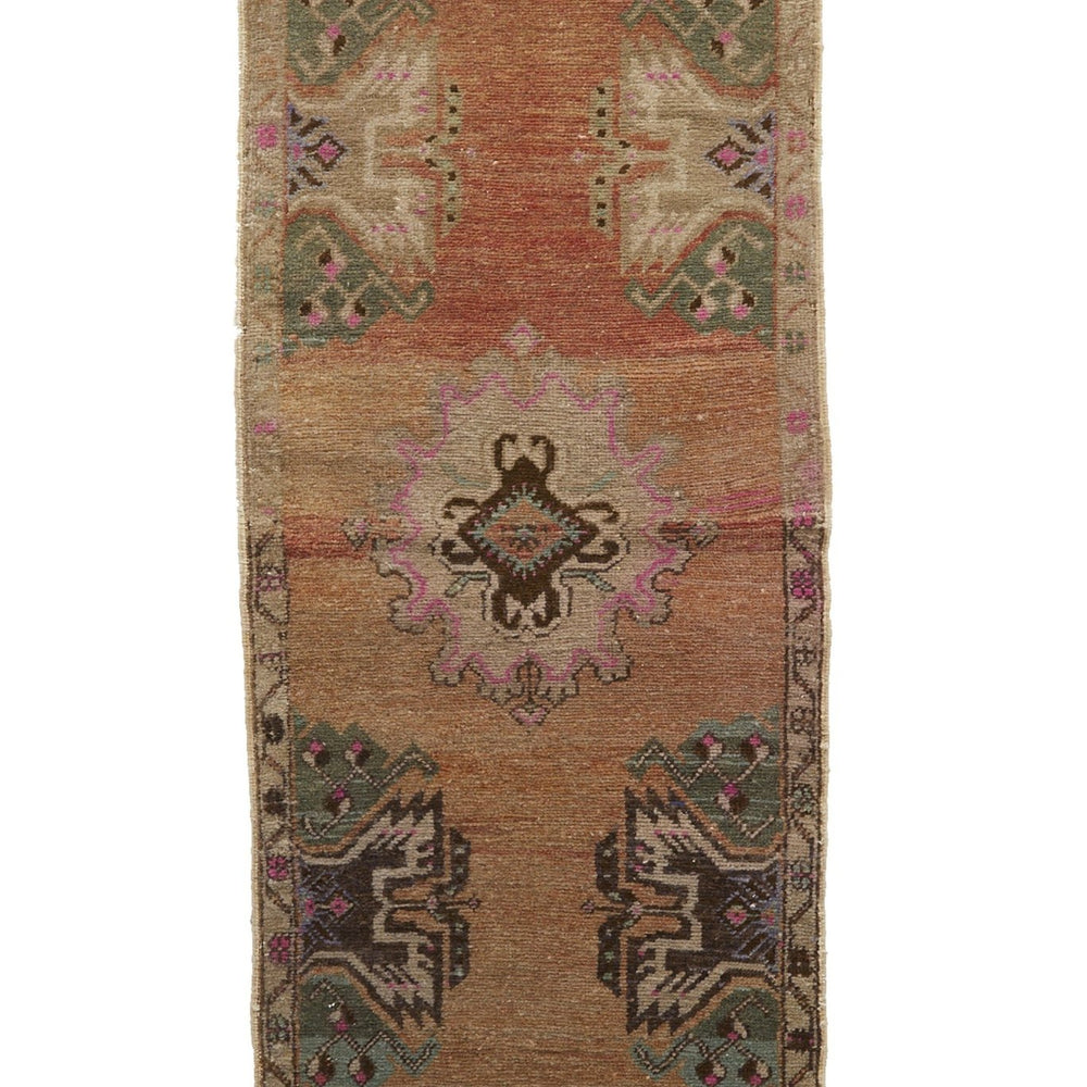 
                      
                        No. 655 Mini Rug - 1'7.5'' x 3'11'' - Canary Lane
                      
                    