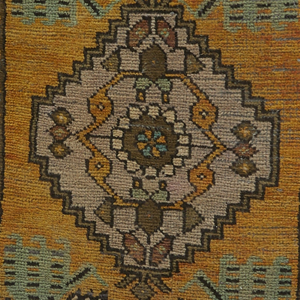 No. 770 Mini Rug - 1'7" x 3'7" - Canary Lane