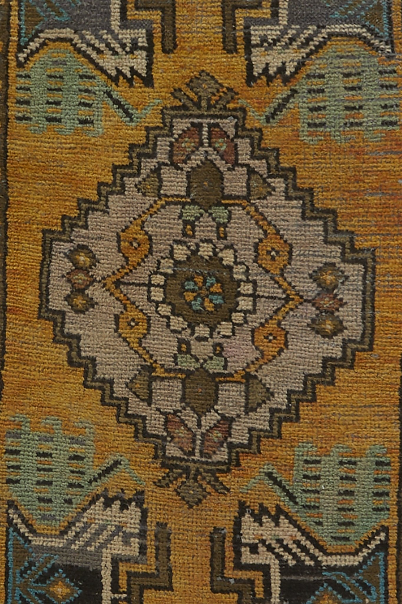 No. 770 Mini Rug - 1'7" x 3'7" - Canary Lane