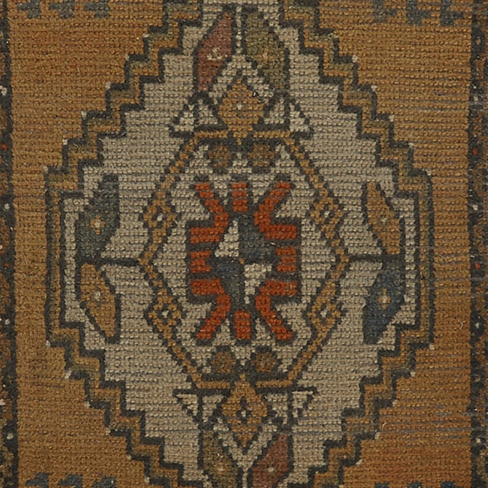 No. 775 Mini Rug - 1'7" x 3'4" - Canary Lane