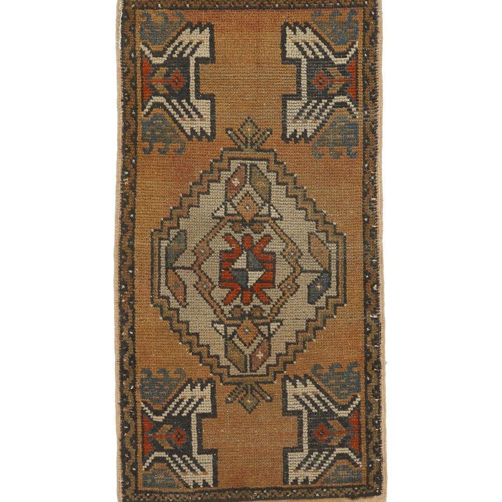 No. 784 Mini Rug - 1'8" x 3'4" - Canary Lane