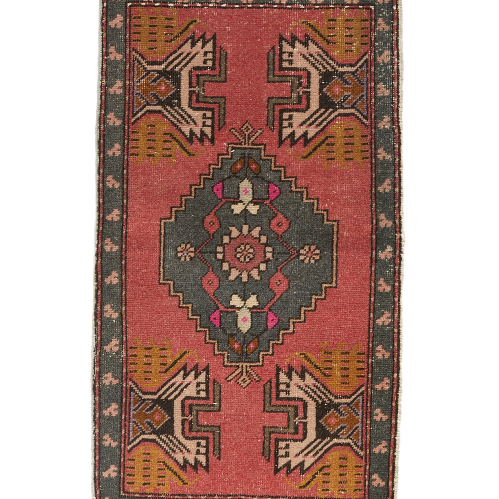 No. 868 Mini Rug - 1’10” x 3’9” - Canary Lane