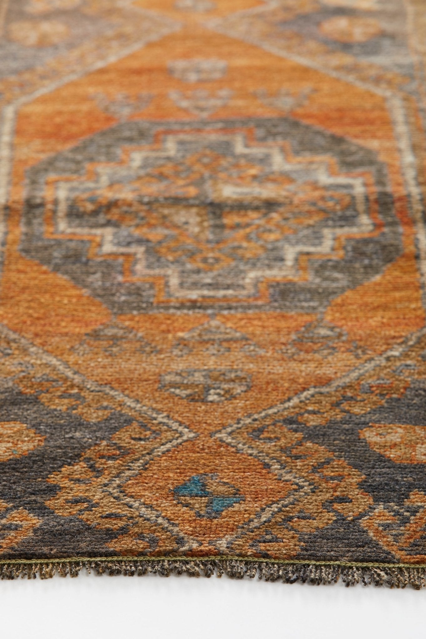 No. 881 Mini Rug - 1’10” x 3’5” - Canary Lane