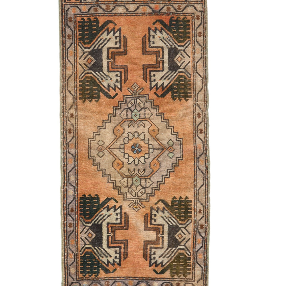 No. 913 Mini Rug - 1'9.5" x 4' - Canary Lane