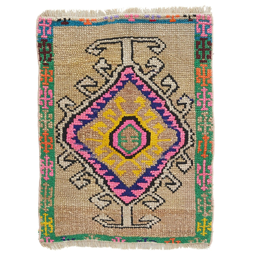 No. 950 Mini Rug - 1'8" x 2'3" - Canary Lane