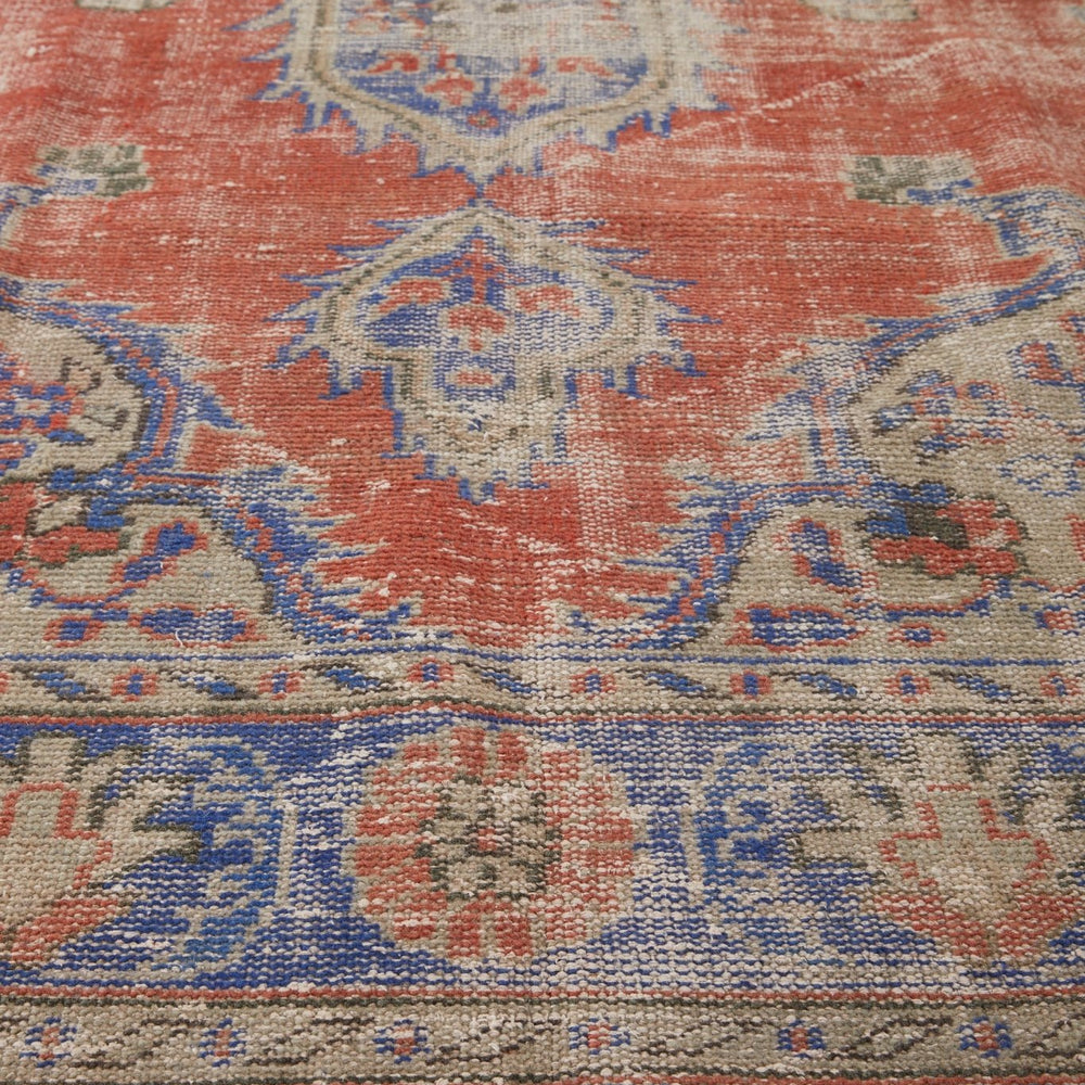 
                      
                        'Odin' Turkish Vintage Area Rug - 9'5'' x 12'10'' - Canary Lane
                      
                    