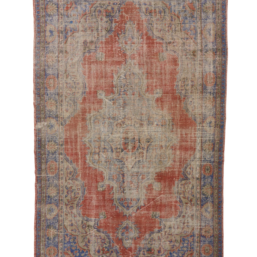 
                      
                        'Odin' Turkish Vintage Area Rug - 9'5'' x 12'10'' - Canary Lane
                      
                    