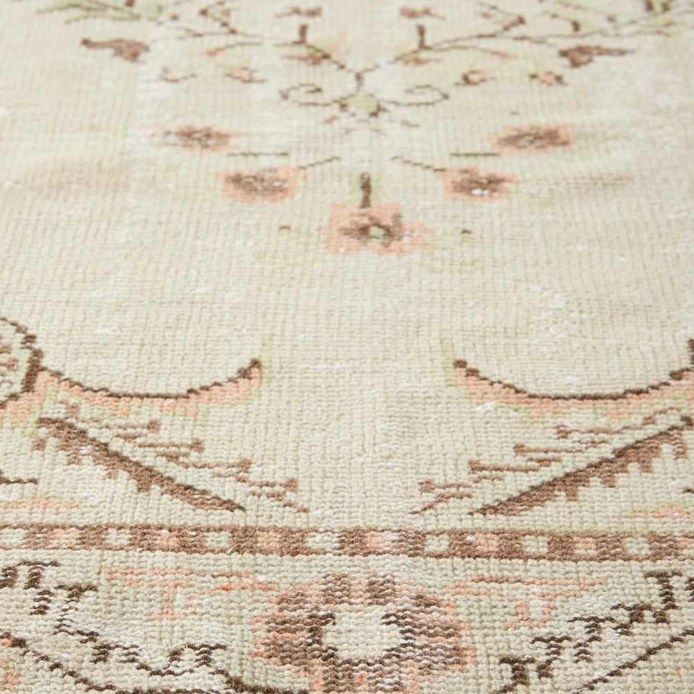 
                      
                        'Pearl' Vintage Oushak Area Rug - 4'7'' x 8'11'' - Canary Lane
                      
                    