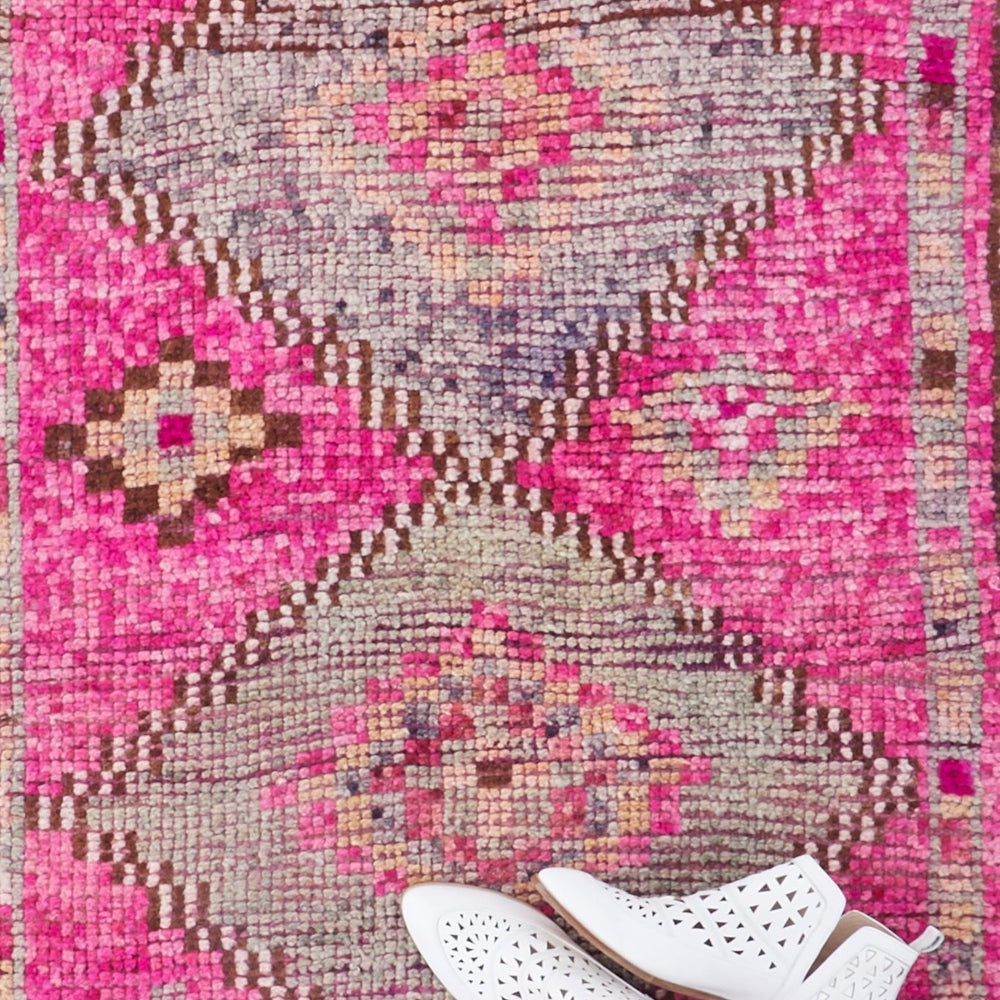 
                  
                    'Peony' Vintage Turkish Runner - 2'9'' x 9'11" - Canary Lane
                  
                