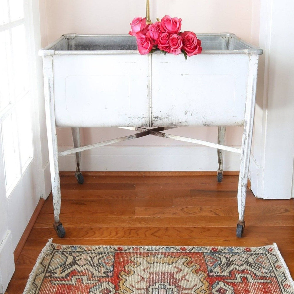
                  
                    Petite Vintage Rug No. 226 - 1'6" x 3'2" - Canary Lane
                  
                