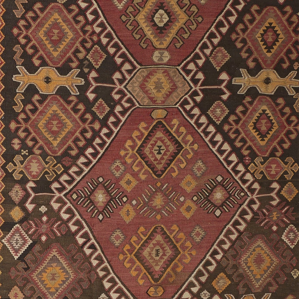 
                      
                        'Scarlet' Kilim - 5'9" x 9'8" - Canary Lane
                      
                    