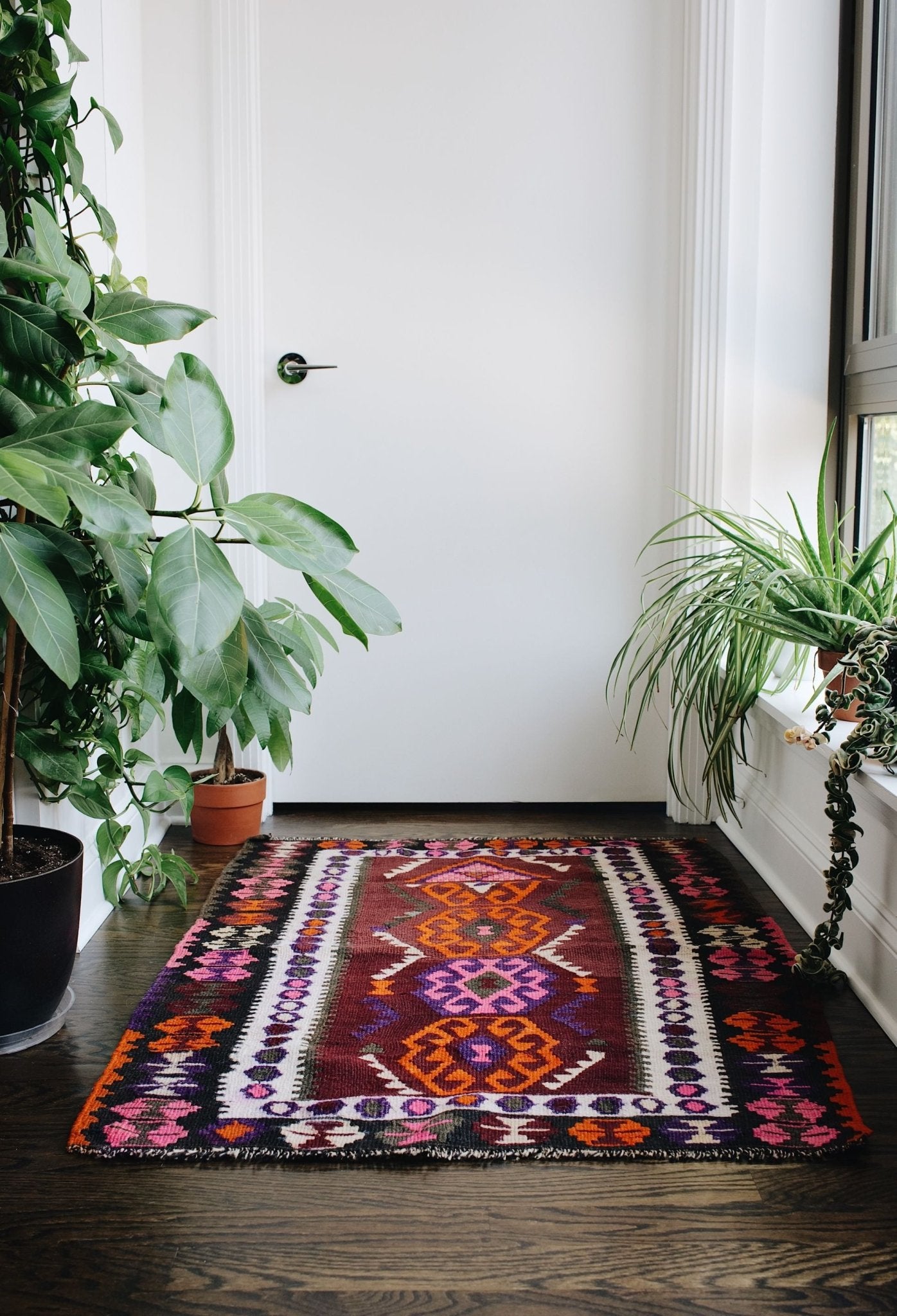 'Sparkler' Small Vintage Turkish Kilim Rug - 3’1” x 4’5” - Canary Lane