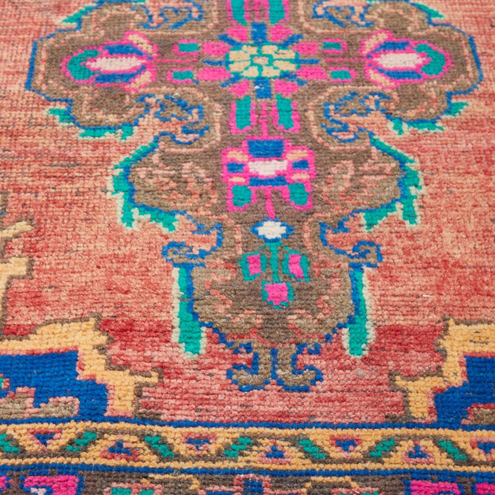 
                  
                    'Sydney' Vintage Turkish Runner - 3'2'' x 9'11.5'' - Canary Lane
                  
                