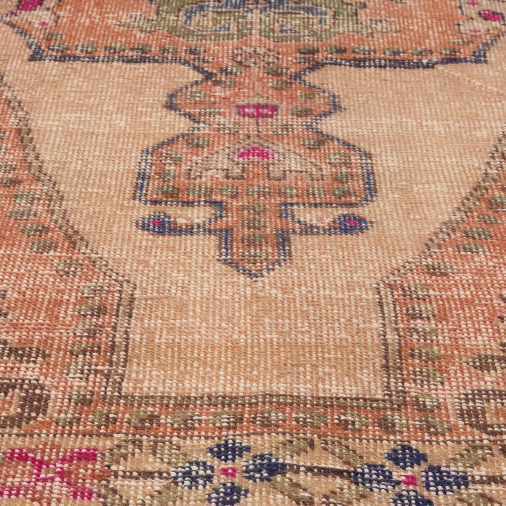 
                  
                    'Winslow' Distressed Vintage Oushak Area Rug - 4'4'' x 7'6'' - Canary Lane
                  
                