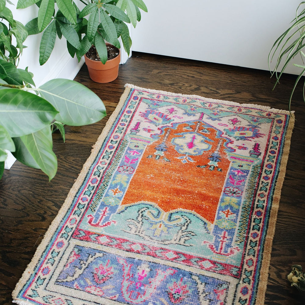 
                  
                    'Parachute' Small Vintage Turkish Accent Rug - 2’5” x 3’10”
                  
                