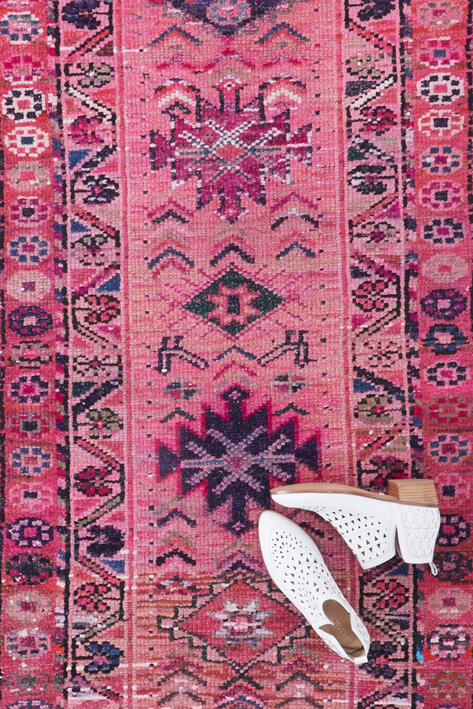 'Daisy' Vintage Turkish Runner - 2'9'' x 9'6" - Canary Lane - Curated Textiles