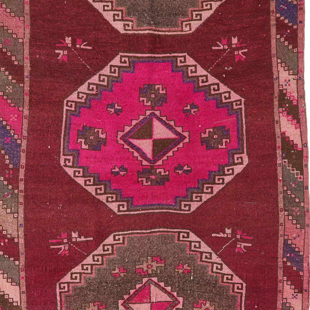 'Solstice' Turkish Large Area Rug - 4'8'' x 11'2'' - Canary Lane - Curated Textiles