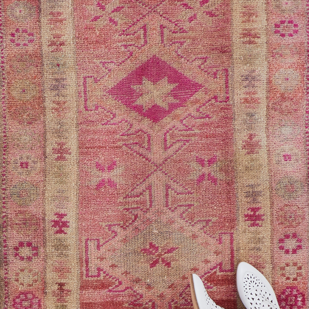 
                  
                    'Snapdragon' Ombré Vintage Turkish Runner - 2'10'' x 17'8" - Canary Lane - Curated Textiles
                  
                