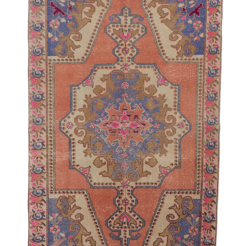 
                  
                    'Beatrice' Distressed Vintage Oushak Area Rug - 4'4'' x 7'5'' - Canary Lane - Curated Textiles
                  
                