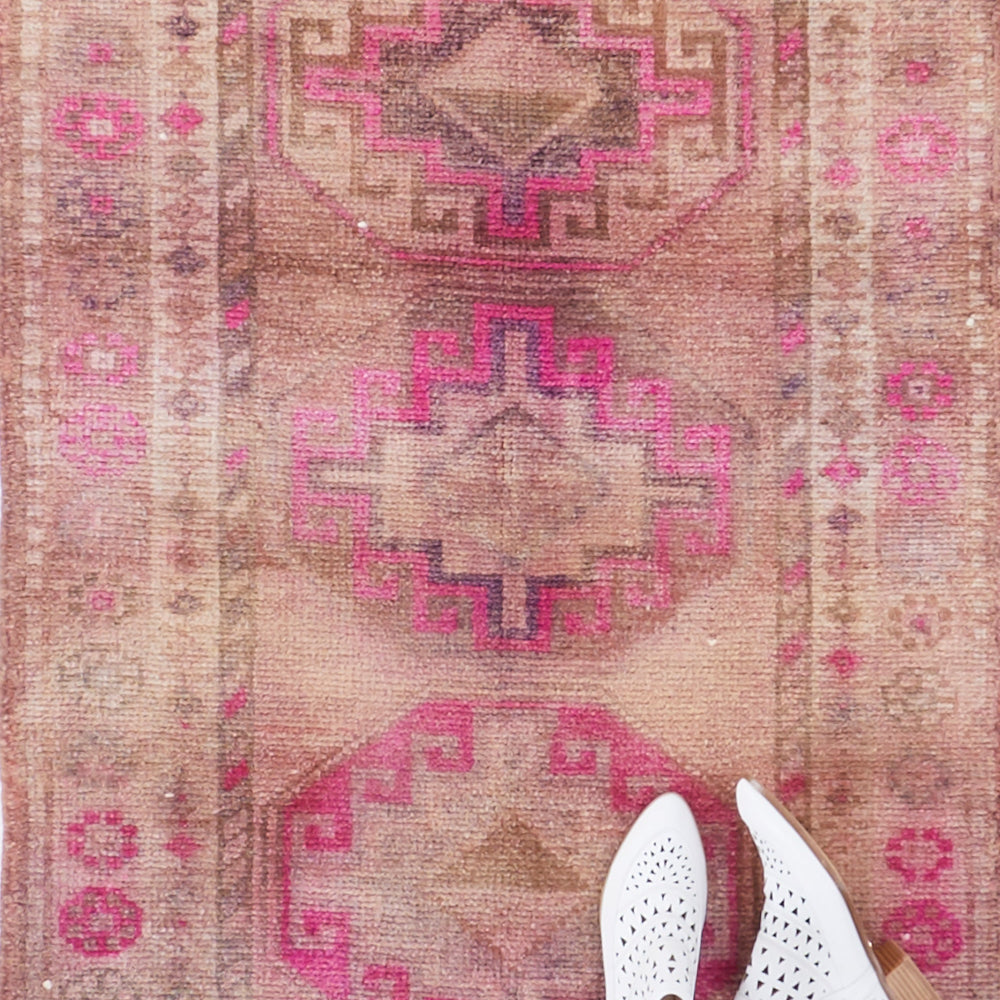 'Mimosa' Turkish Ombré Runner Rug - 2'11'' x 12'6'' - Canary Lane - Curated Textiles
