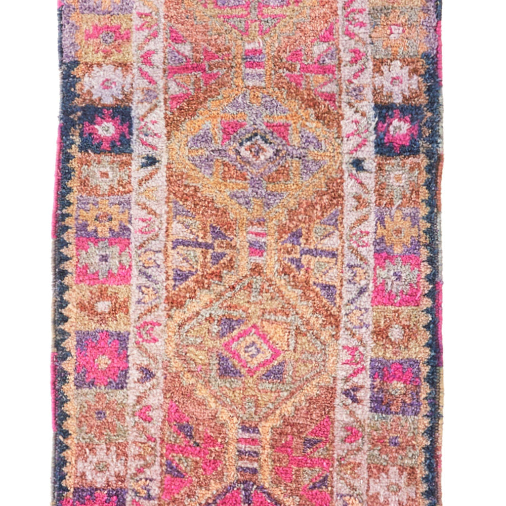
                  
                    'Fairy Dust' Turkish Vintage Rug - 2'9'' x 10'1'' - Canary Lane - Curated Textiles
                  
                