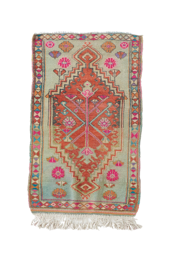 'Florence' Vintage Turkish Accent Rug - 2'5.5" x 4'5" - Canary Lane - Curated Textiles