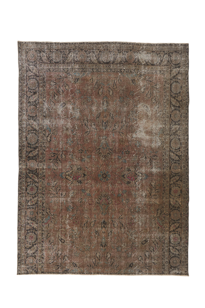 'Scorpio' Turkish Vintage Area Rug - 6' x 9' - Canary Lane - Curated Textiles