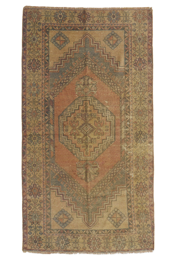 'Breezy' Distressed Vintage Oushak Area Rug - 3'6'' x 6'6'' - Canary Lane - Curated Textiles